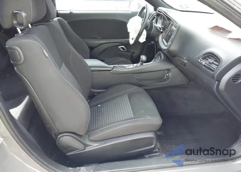 2017 Dodge Challenger R/T from USA, damaged, VIN 2C3CDZBTXHH555532